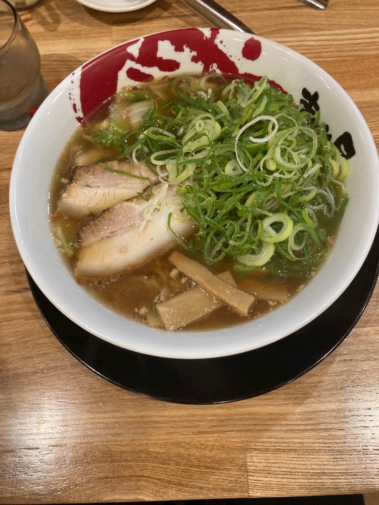 ラーメン食べる頻度多い(*&acute;&omega;`*)