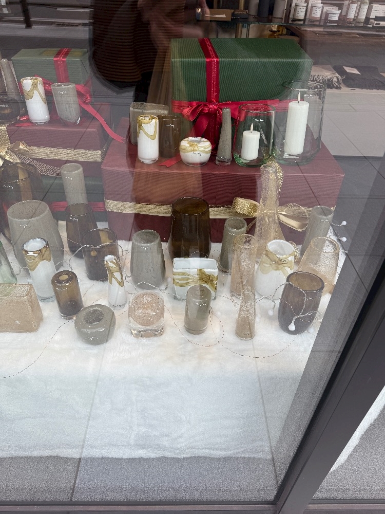 土曜日出勤です✨💐