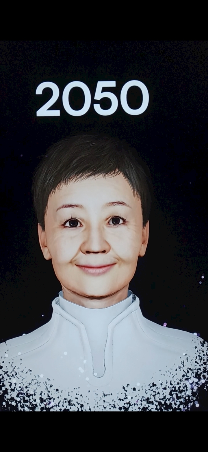 初顔出し！2050年のまりえです。