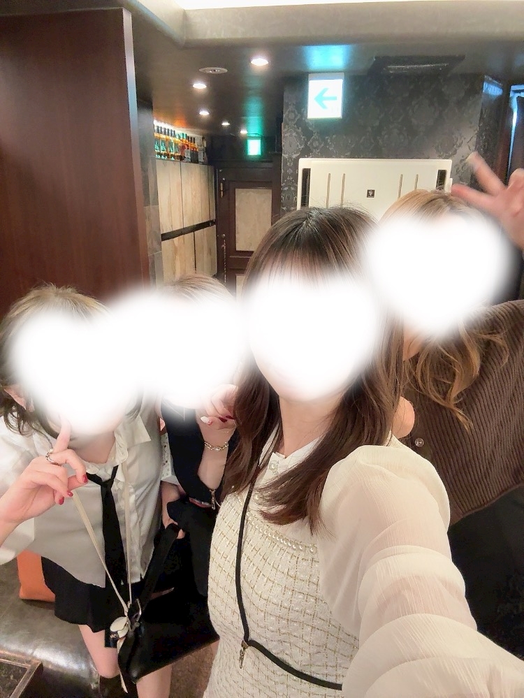 ʕ&bull;ﻌ&bull;ʔฅ&acute;- ✨